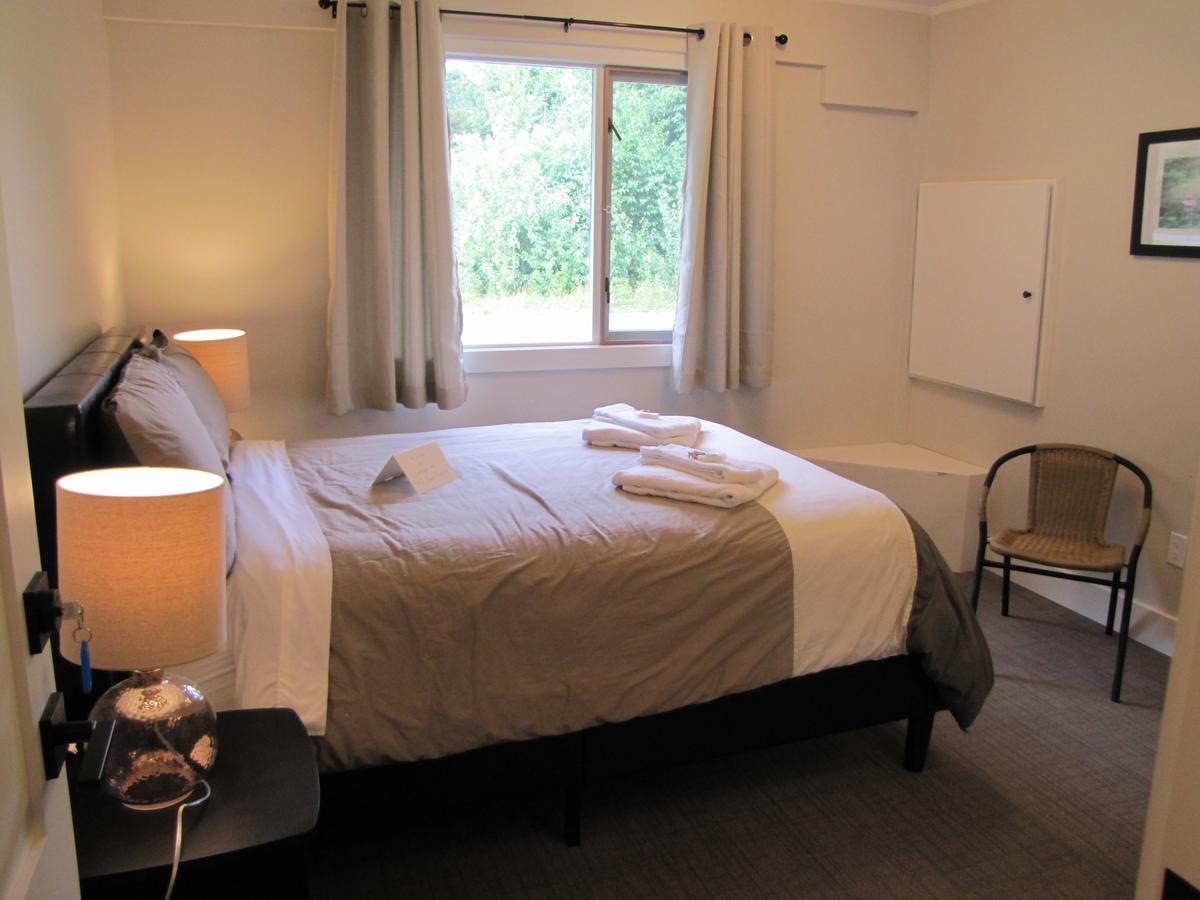 Bear Valley Guesthouse Stewart Buitenkant foto